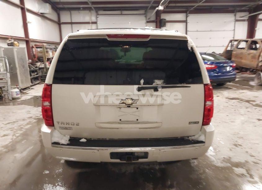 Photo 16 of 2011 Chevrolet Tahoe LTZ (VIN 1GNSKCE05BR217546)
