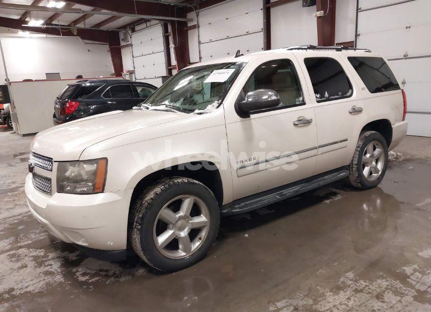 Photo 2 of 2011 Chevrolet Tahoe LTZ (VIN 1GNSKCE05BR217546)