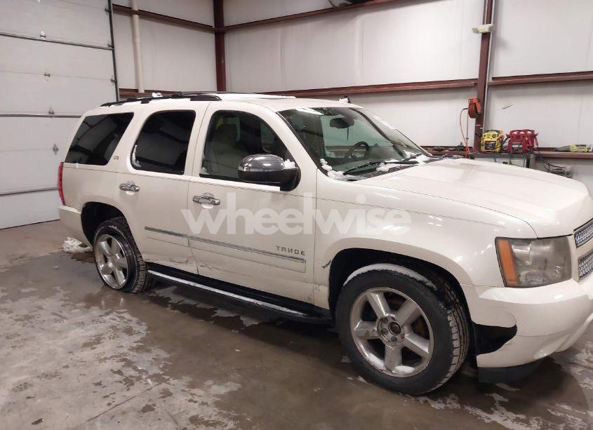 Photo 6 of 2011 Chevrolet Tahoe LTZ (VIN 1GNSKCE05BR217546)