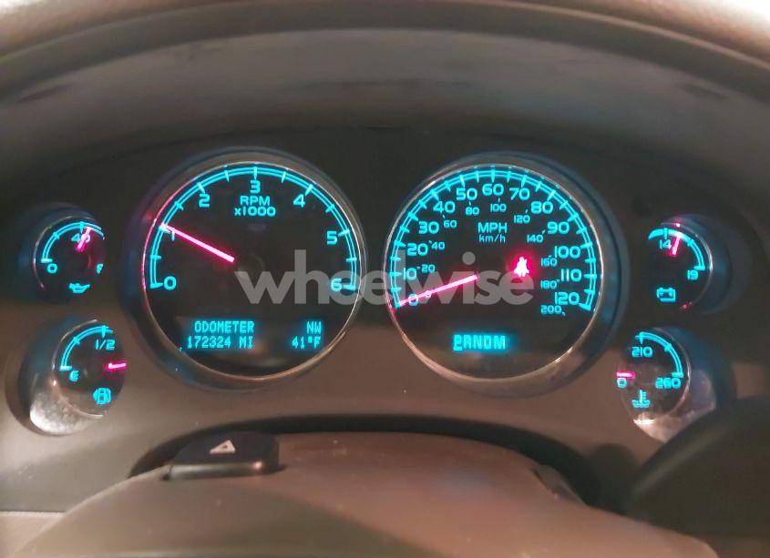 Photo 7 of 2011 Chevrolet Tahoe LTZ (VIN 1GNSKCE05BR217546)