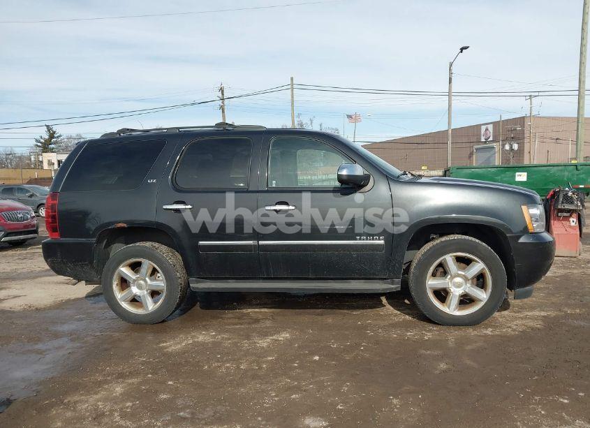 Photo 14 of 2012 Chevrolet Tahoe LTZ (VIN 1GNSKCE05CR239757)