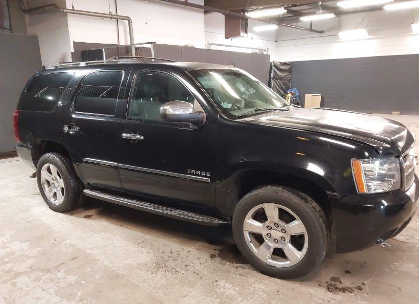 Photo 13 of 2013 Chevrolet Tahoe LTZ (VIN 1GNSKCE05DR266538)