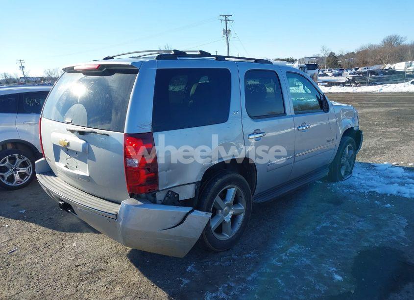 Photo 4 of 2013 Chevrolet Tahoe LTZ (VIN 1GNSKCE06DR134968)