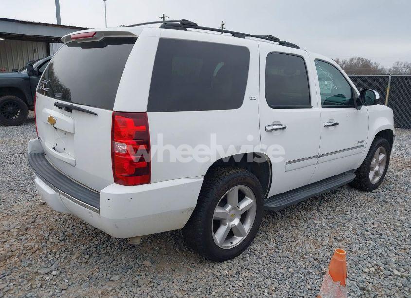 Photo 4 of 2013 Chevrolet Tahoe LTZ (VIN 1GNSKCE06DR320056)