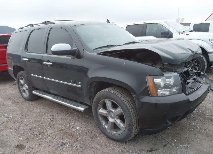 2013 Chevrolet Tahoe LTZ (VIN 1GNSKCE06DR378216) main photo