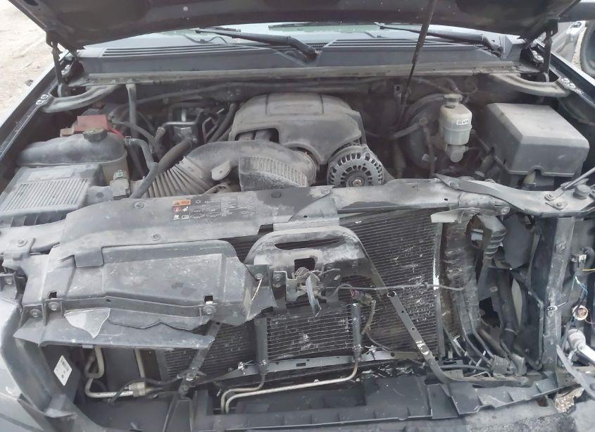 Photo 10 of 2013 Chevrolet Tahoe LTZ (VIN 1GNSKCE06DR378216)