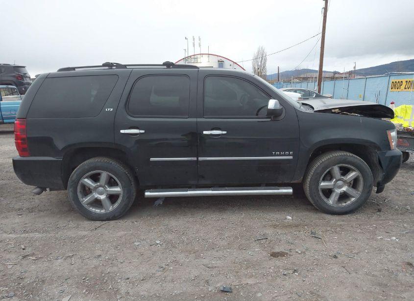 Photo 13 of 2013 Chevrolet Tahoe LTZ (VIN 1GNSKCE06DR378216)
