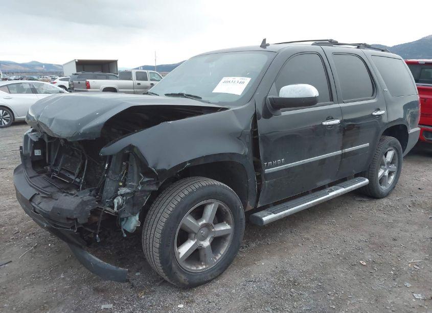 Photo 2 of 2013 Chevrolet Tahoe LTZ (VIN 1GNSKCE06DR378216)