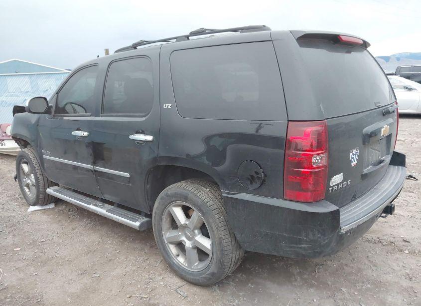 Photo 3 of 2013 Chevrolet Tahoe LTZ (VIN 1GNSKCE06DR378216)