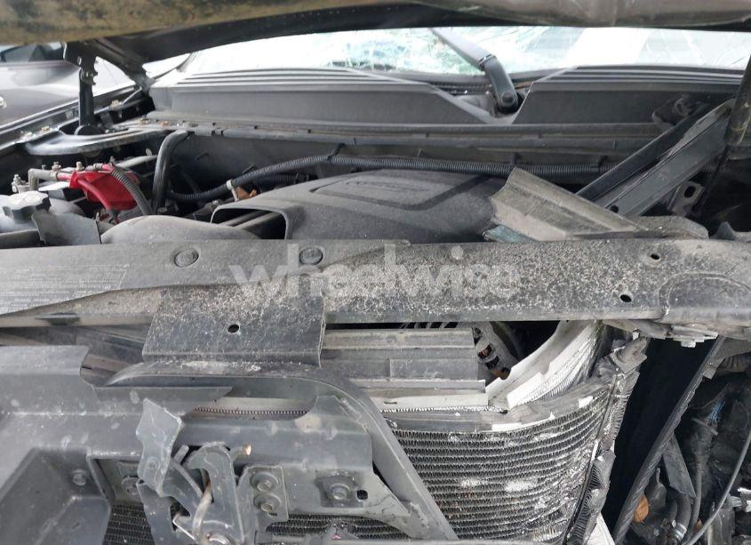 Photo 10 of 2011 Chevrolet Tahoe LTZ (VIN 1GNSKCE07BR109882)