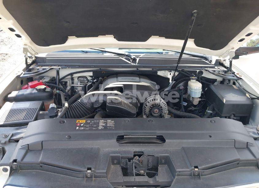 Photo 10 of 2013 Chevrolet Tahoe LTZ (VIN 1GNSKCE07DR326996)