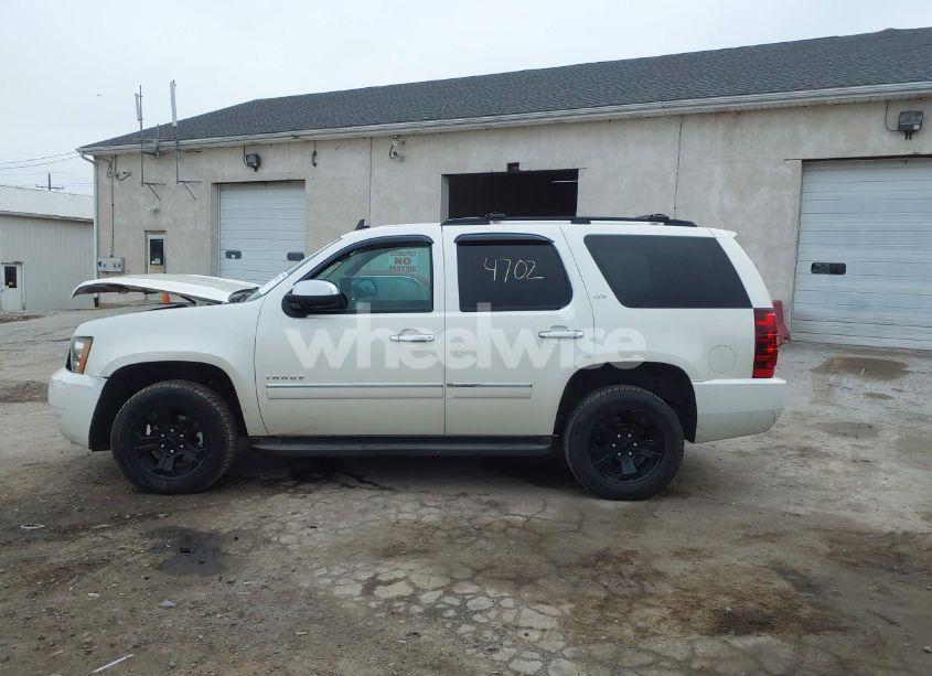 Photo 14 of 2014 Chevrolet Tahoe LTZ (VIN 1GNSKCE07ER177099)