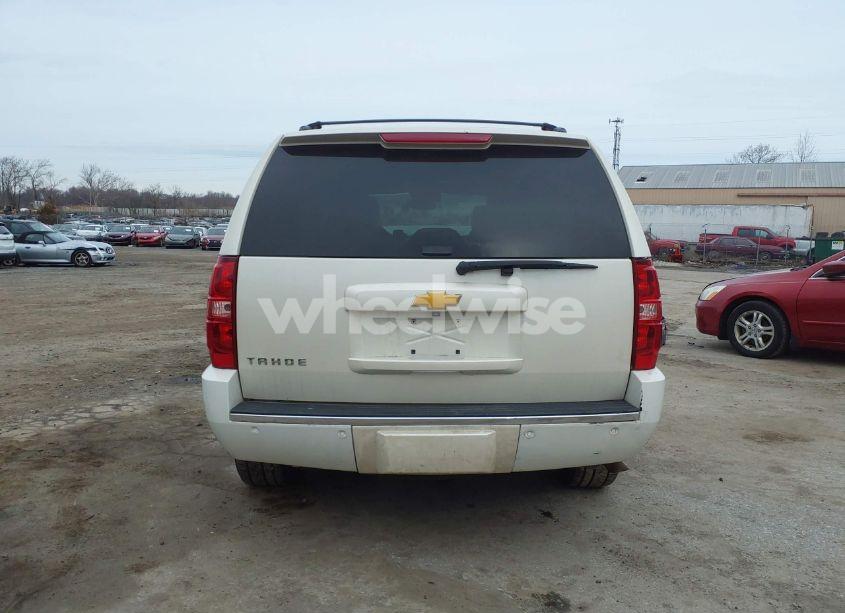 Photo 16 of 2014 Chevrolet Tahoe LTZ (VIN 1GNSKCE07ER177099)