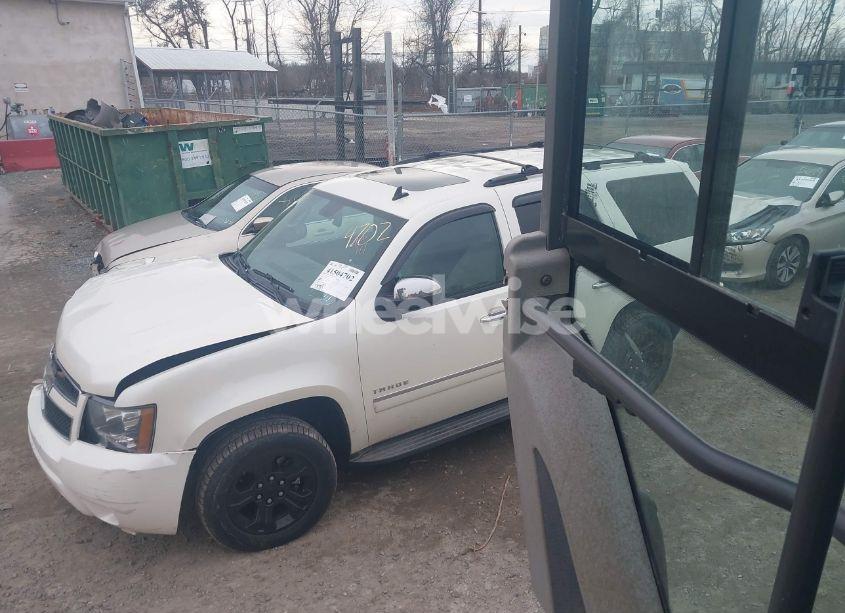 Photo 17 of 2014 Chevrolet Tahoe LTZ (VIN 1GNSKCE07ER177099)