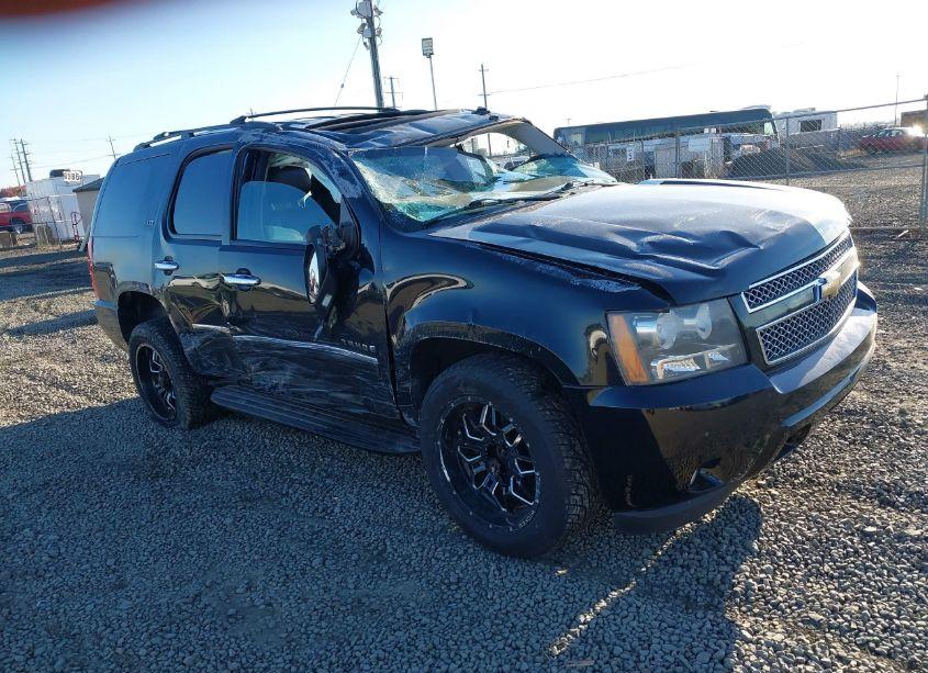 2011 Chevrolet Tahoe LTZ (VIN 1GNSKCE08BR143250) main photo