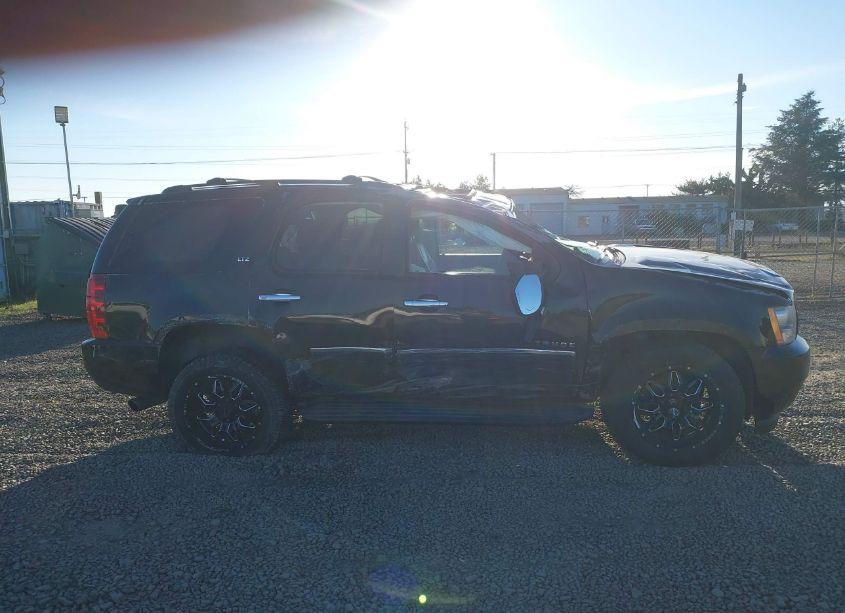 Photo 14 of 2011 Chevrolet Tahoe LTZ (VIN 1GNSKCE08BR143250)
