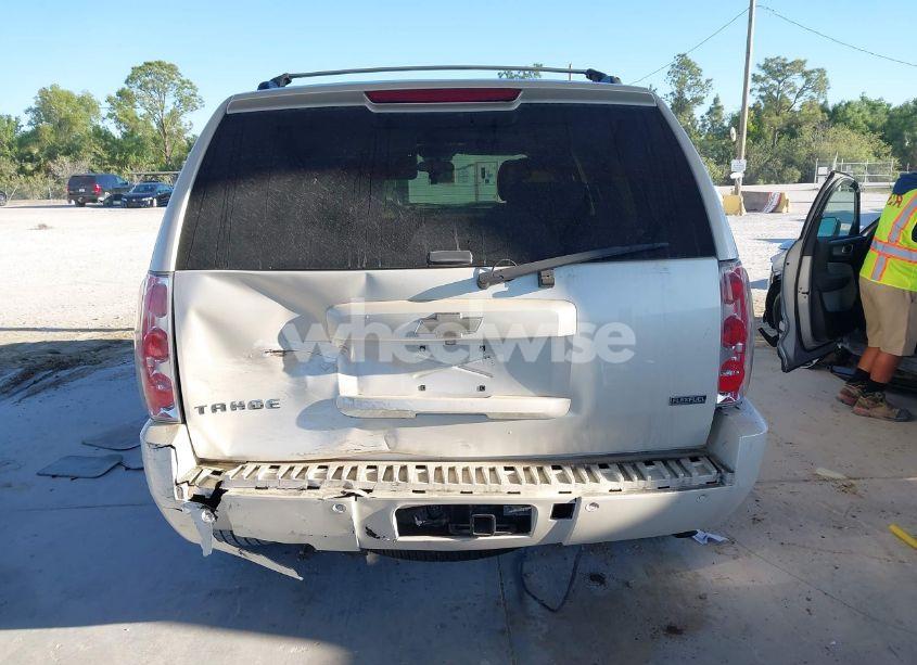 Photo 16 of 2011 Chevrolet Tahoe LTZ (VIN 1GNSKCE08BR383463)