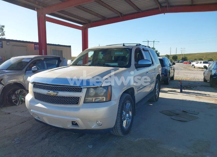 Photo 2 of 2011 Chevrolet Tahoe LTZ (VIN 1GNSKCE08BR383463)