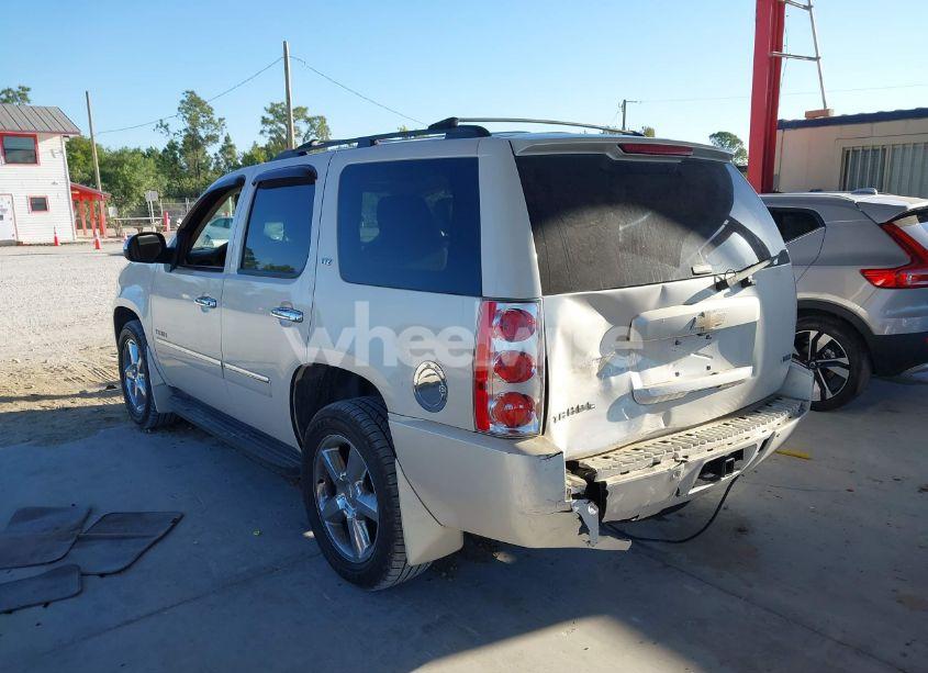 Photo 3 of 2011 Chevrolet Tahoe LTZ (VIN 1GNSKCE08BR383463)