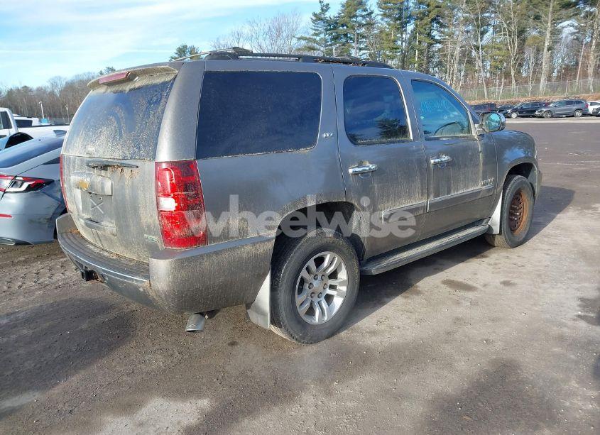 Photo 4 of 2012 Chevrolet Tahoe LTZ (VIN 1GNSKCE08CR289942)