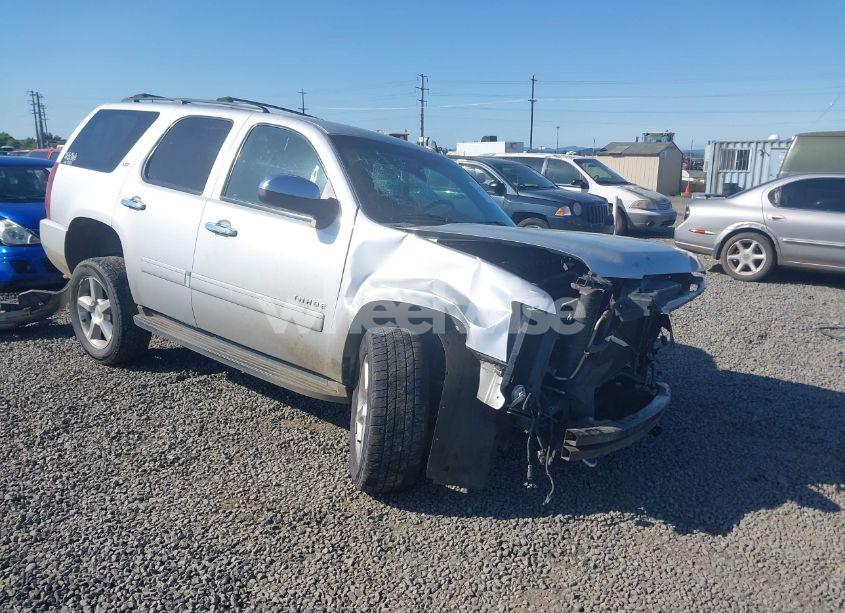 2013 Chevrolet Tahoe LTZ (VIN 1GNSKCE08DR320916) main photo