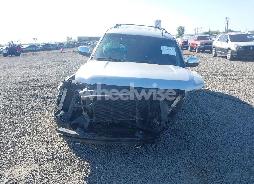 Photo 13 of 2013 Chevrolet Tahoe LTZ (VIN 1GNSKCE08DR320916)