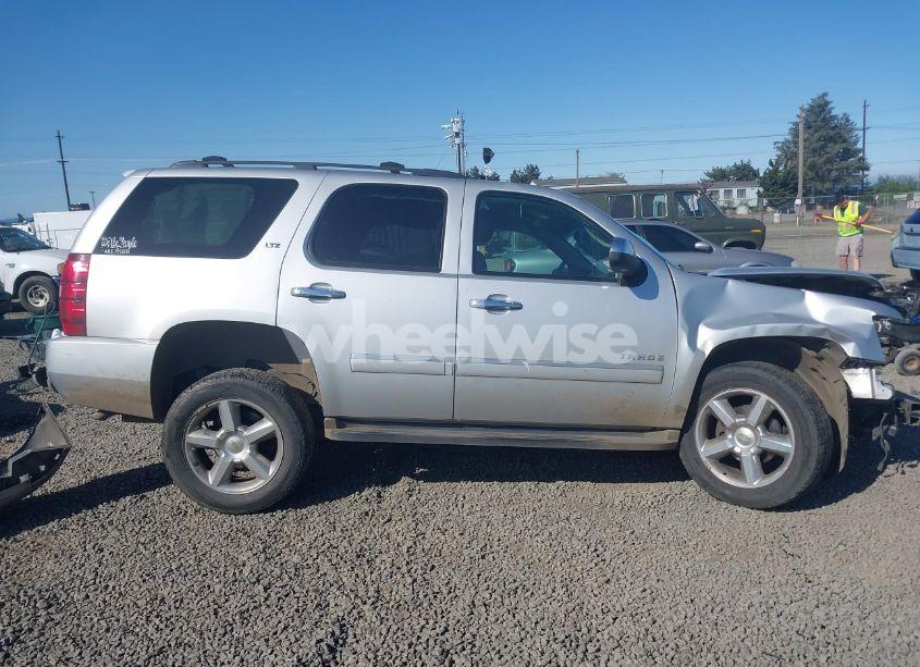 Photo 14 of 2013 Chevrolet Tahoe LTZ (VIN 1GNSKCE08DR320916)