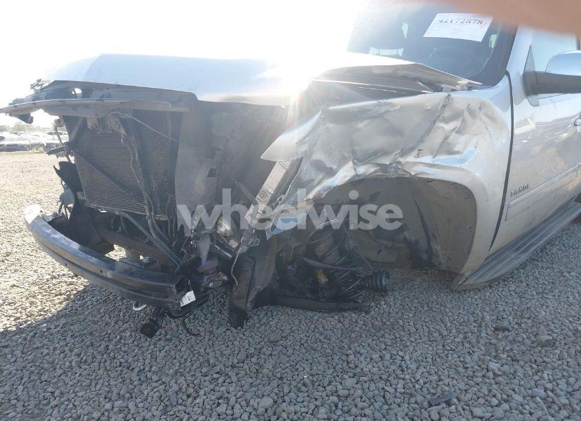 Photo 6 of 2013 Chevrolet Tahoe LTZ (VIN 1GNSKCE08DR320916)