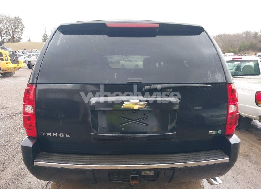 Photo 16 of 2011 Chevrolet Tahoe LTZ (VIN 1GNSKCE0XBR179991)