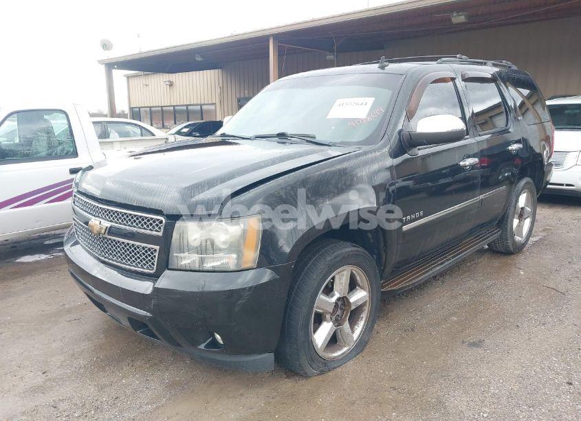 Photo 2 of 2011 Chevrolet Tahoe LTZ (VIN 1GNSKCE0XBR179991)