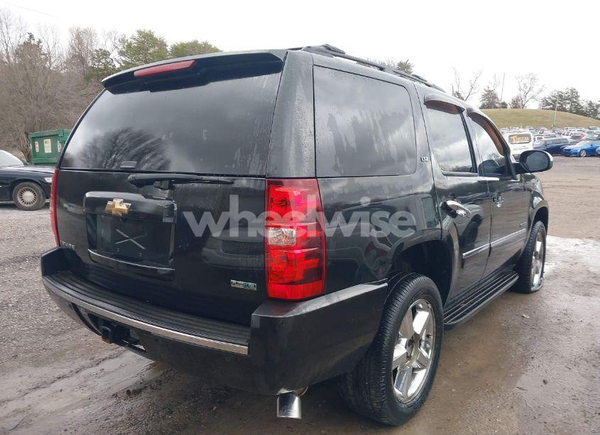 Photo 4 of 2011 Chevrolet Tahoe LTZ (VIN 1GNSKCE0XBR179991)