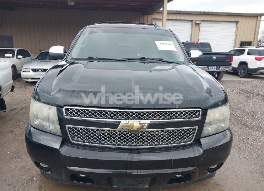 Photo 6 of 2011 Chevrolet Tahoe LTZ (VIN 1GNSKCE0XBR179991)