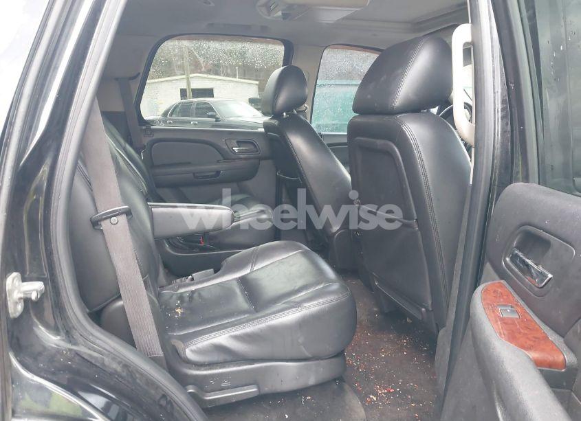 Photo 8 of 2011 Chevrolet Tahoe LTZ (VIN 1GNSKCE0XBR179991)