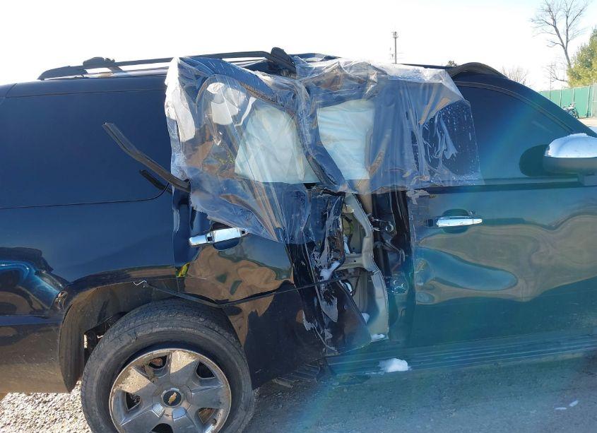 Photo 18 of 2012 Chevrolet Tahoe LTZ (VIN 1GNSKCE0XCR301301)