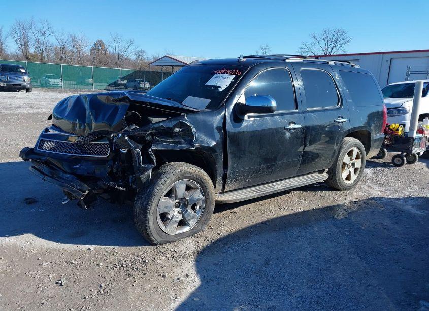 Photo 2 of 2012 Chevrolet Tahoe LTZ (VIN 1GNSKCE0XCR301301)