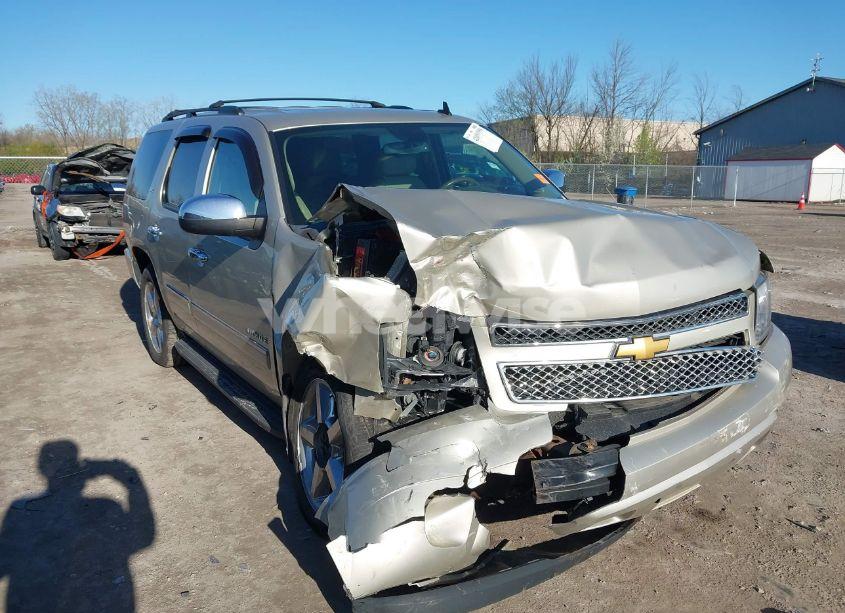 2013 Chevrolet Tahoe LTZ (VIN 1GNSKCE0XDR168217) main photo