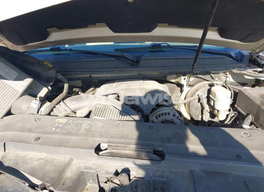 Photo 10 of 2013 Chevrolet Tahoe LTZ (VIN 1GNSKCE0XDR168217)