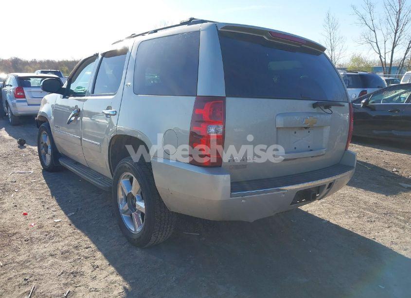 Photo 3 of 2013 Chevrolet Tahoe LTZ (VIN 1GNSKCE0XDR168217)