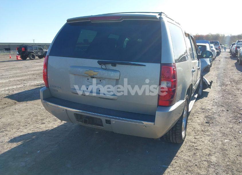 Photo 4 of 2013 Chevrolet Tahoe LTZ (VIN 1GNSKCE0XDR168217)