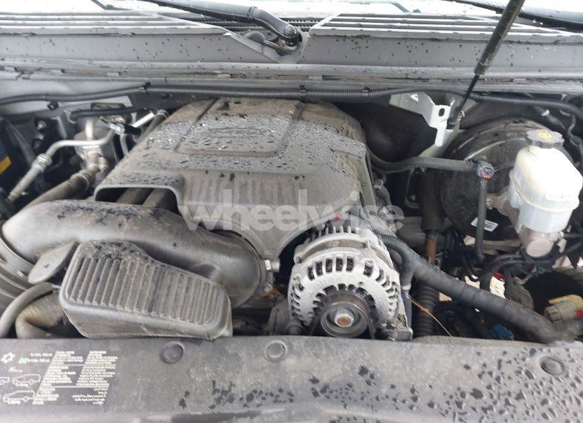 Photo 10 of 2013 Chevrolet Tahoe LTZ (VIN 1GNSKCE0XDR327432)