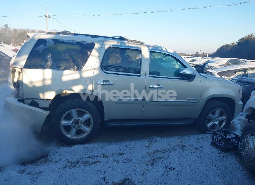 Photo 13 of 2013 Chevrolet Tahoe LTZ (VIN 1GNSKCE0XDR351410)