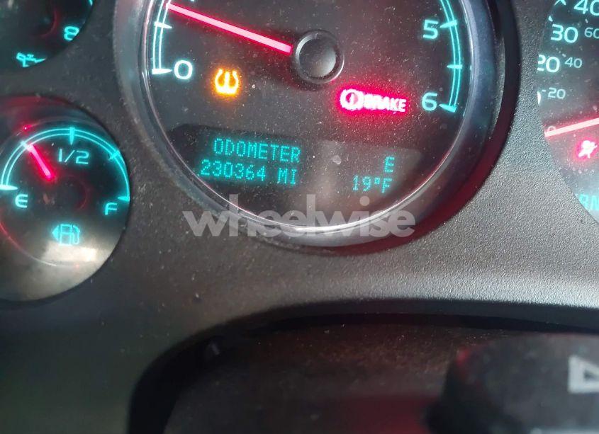 Photo 15 of 2013 Chevrolet Tahoe LTZ (VIN 1GNSKCE0XDR351410)