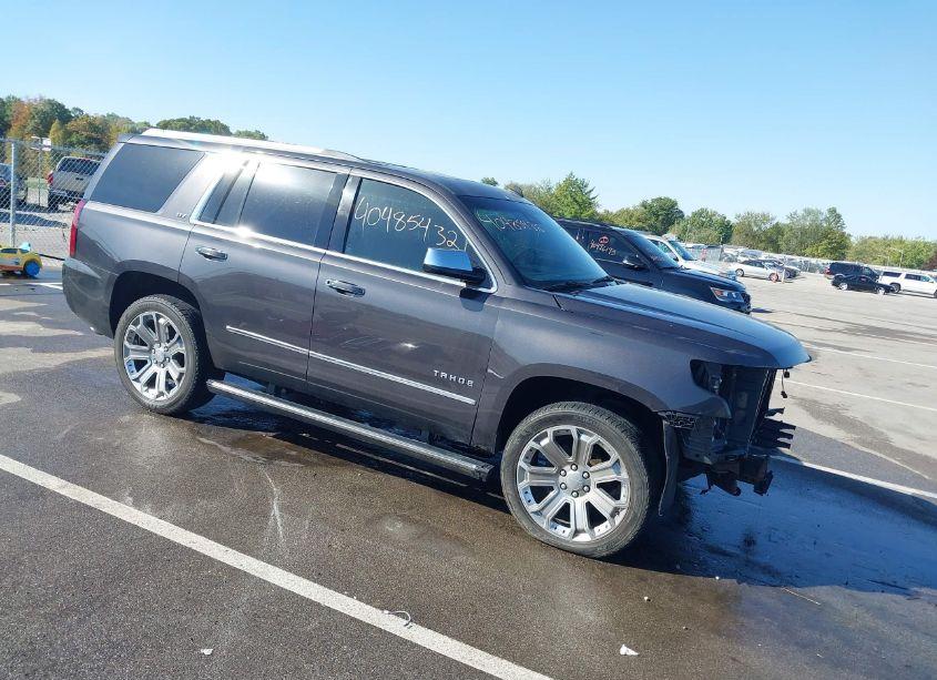 2015 Chevrolet Tahoe LTZ (VIN 1GNSKCKC0FR150360) main photo