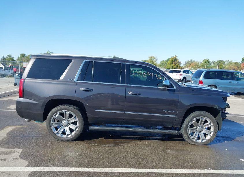 Photo 14 of 2015 Chevrolet Tahoe LTZ (VIN 1GNSKCKC0FR150360)