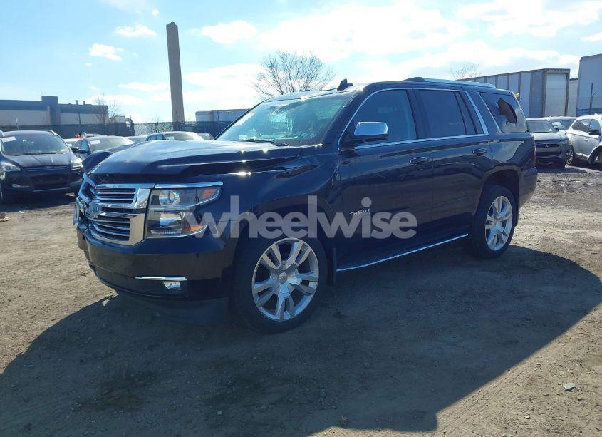 Photo 2 of 2019 Chevrolet Tahoe PREMIER (VIN 1GNSKCKC0KR351265)
