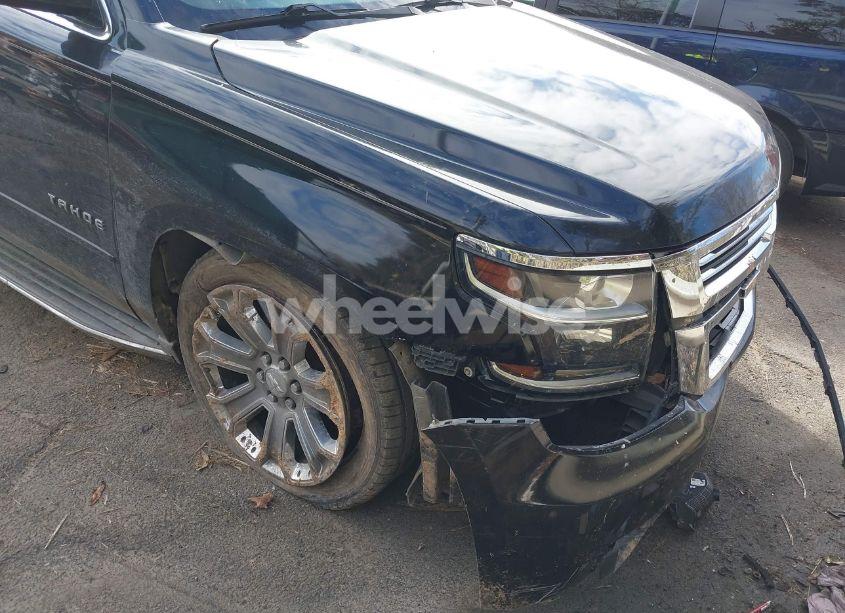 Photo 6 of 2015 Chevrolet Tahoe LTZ (VIN 1GNSKCKC1FR702674)