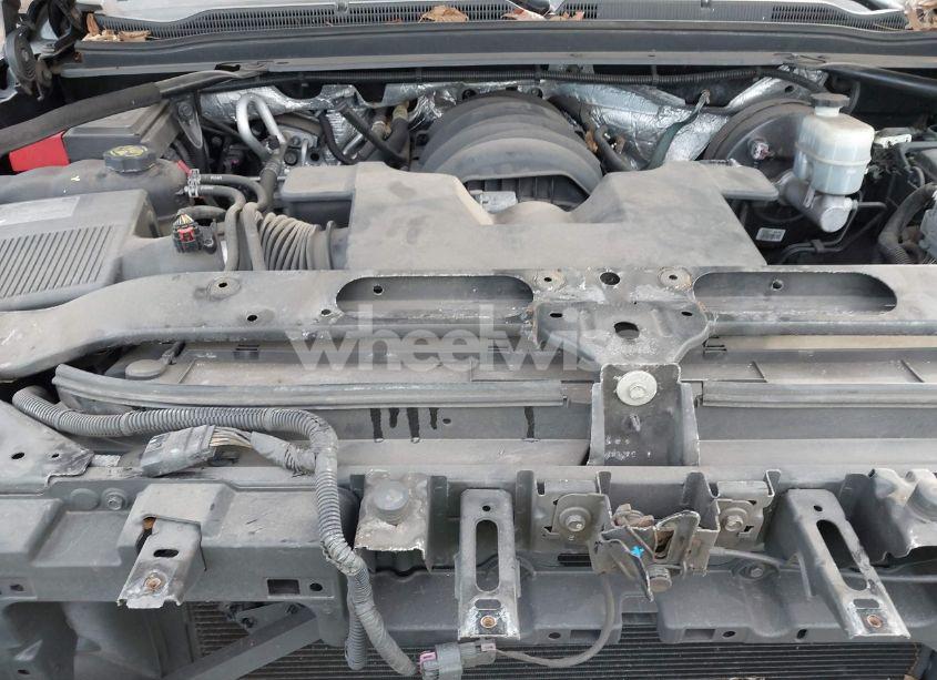 Photo 10 of 2016 Chevrolet Tahoe LTZ (VIN 1GNSKCKC1GR297871)