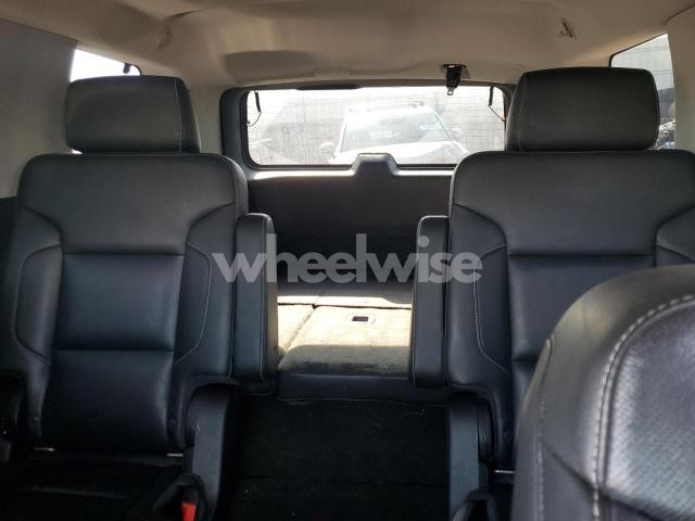 Photo 7 of 2018 CHEVROLET TAHOE K1500 PREMIER (VIN 1GNSKCKC1JR197566)