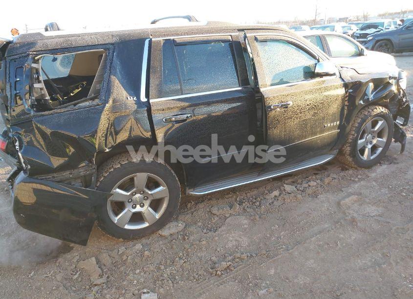 Photo 4 of 2015 Chevrolet Tahoe LTZ (VIN 1GNSKCKC2FR106098)