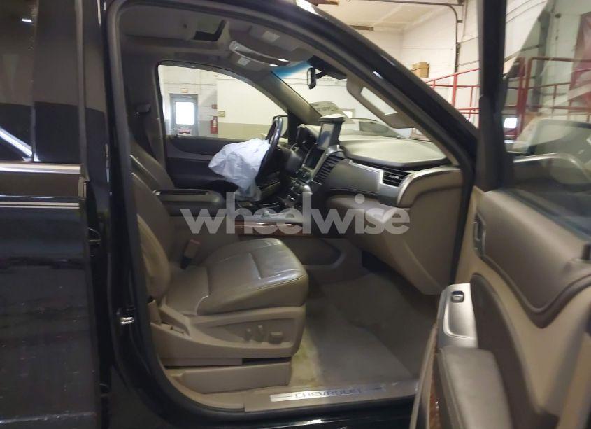Photo 5 of 2015 Chevrolet Tahoe LTZ (VIN 1GNSKCKC2FR275196)
